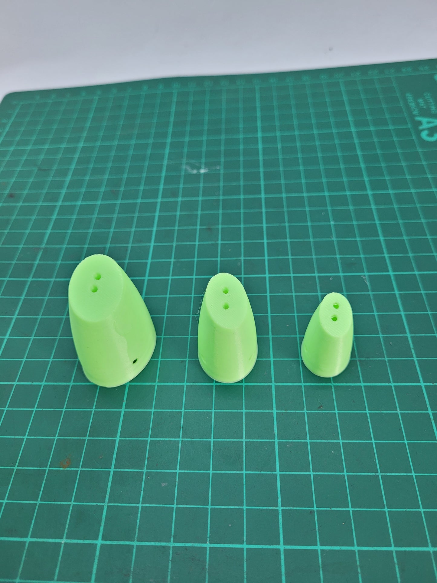SLOPE HEAD BAIT HOLDER